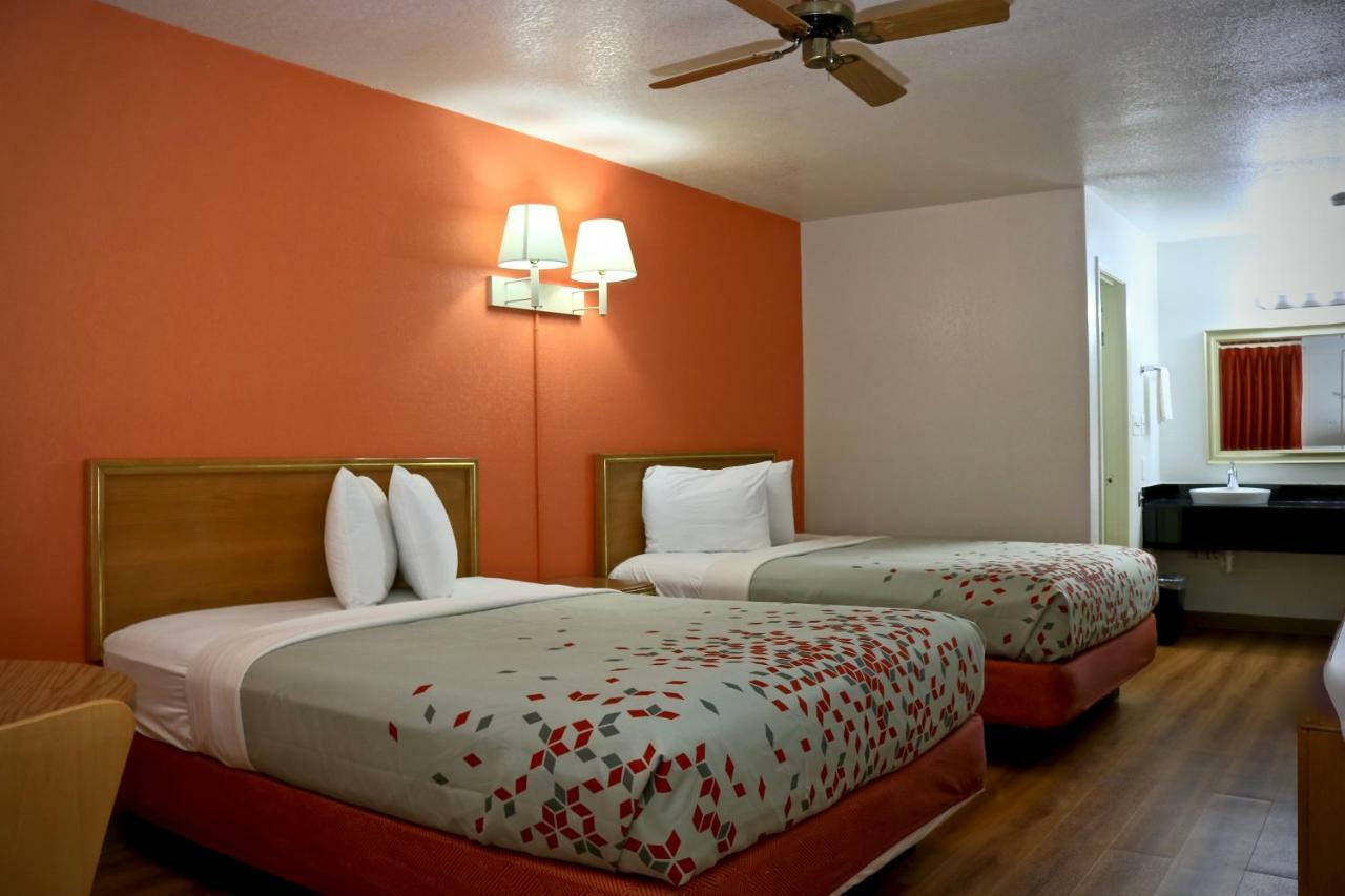Heritage Inn & Suites El Dorado Exteriér fotografie
